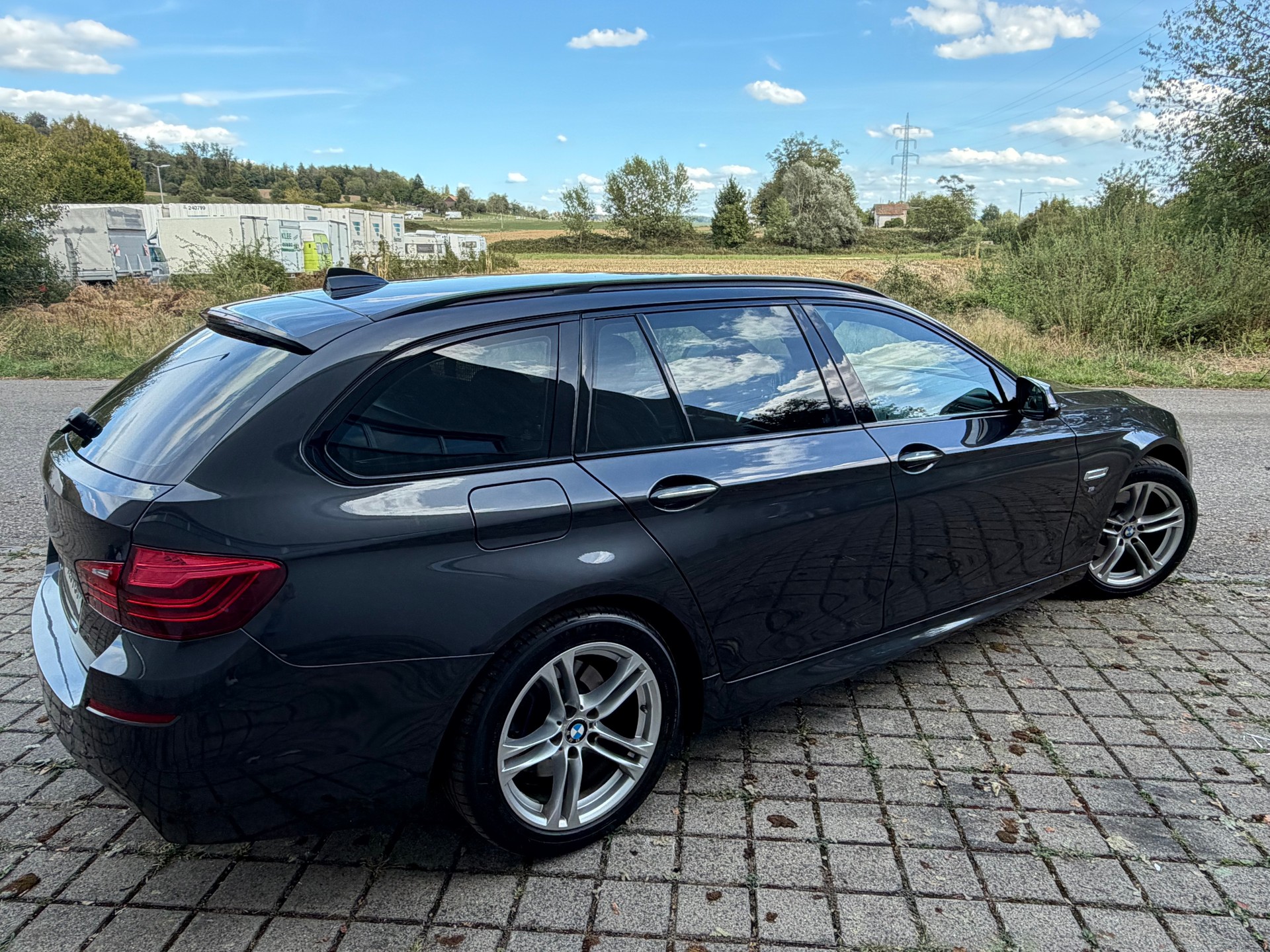 BMW 520d xDrive M Sportpaket-image-3