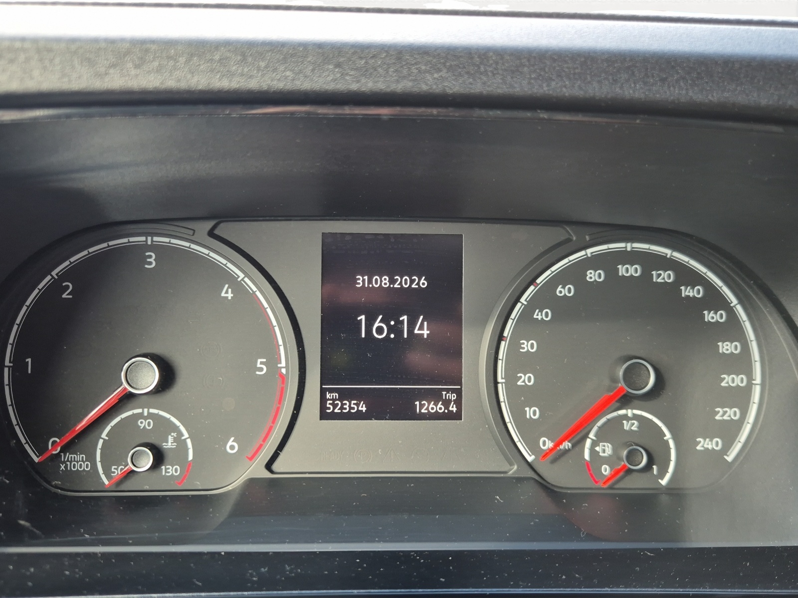 VW Caddy Cargo 2.0TDI Maxi 4Motion-image-9