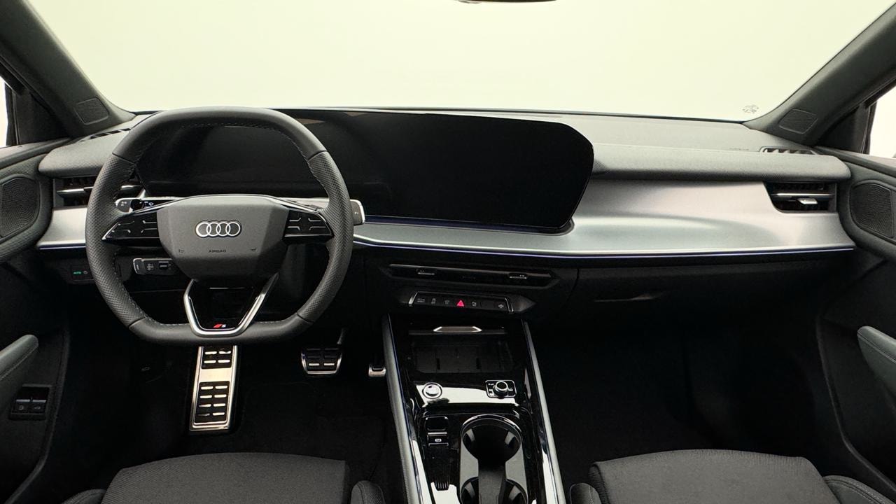 AUDI Q3 Sportback e-hybrid 200 kW S tronic-image-5