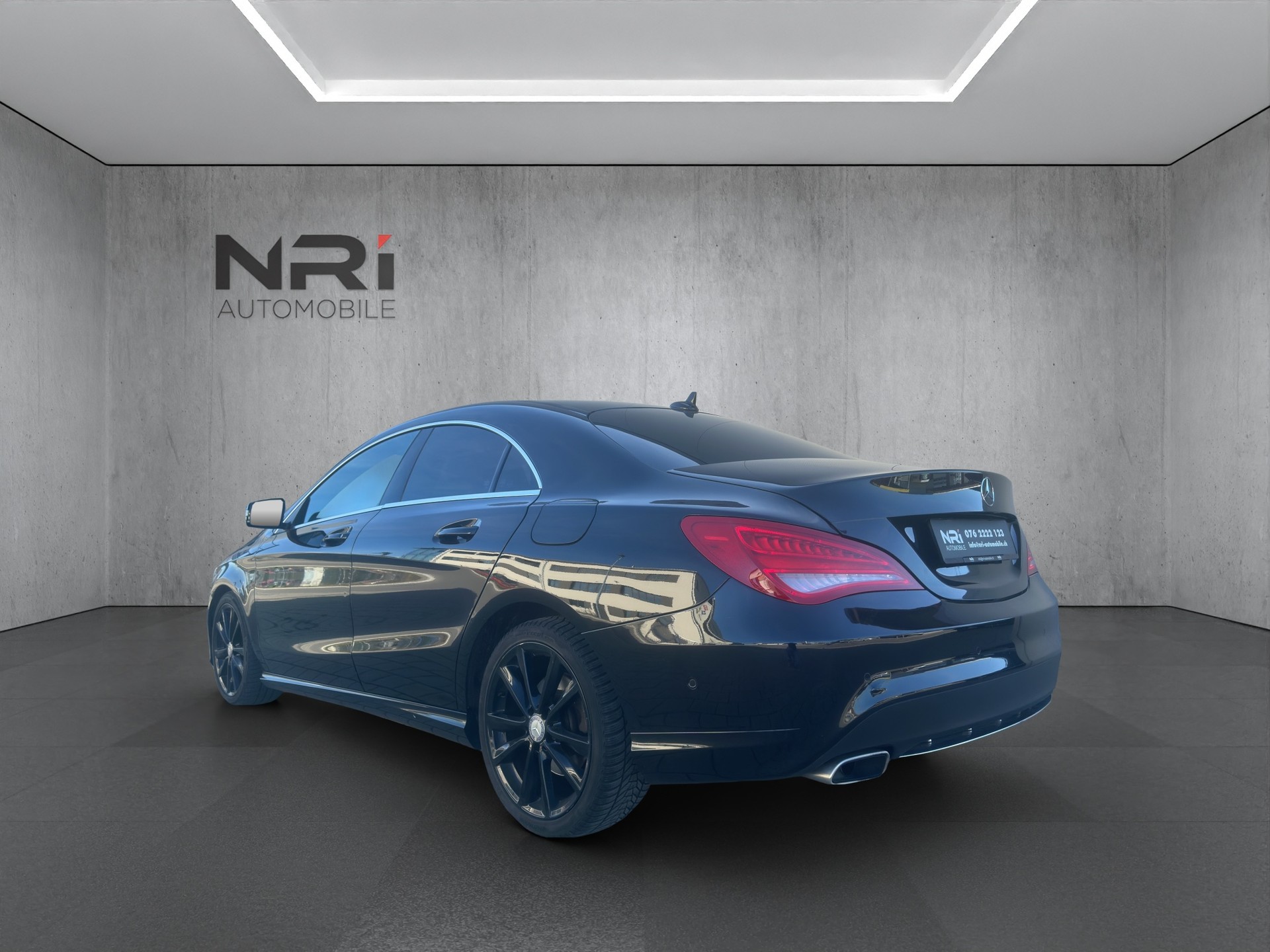 MERCEDES-BENZ CLA 220 CDI Urban-image-6