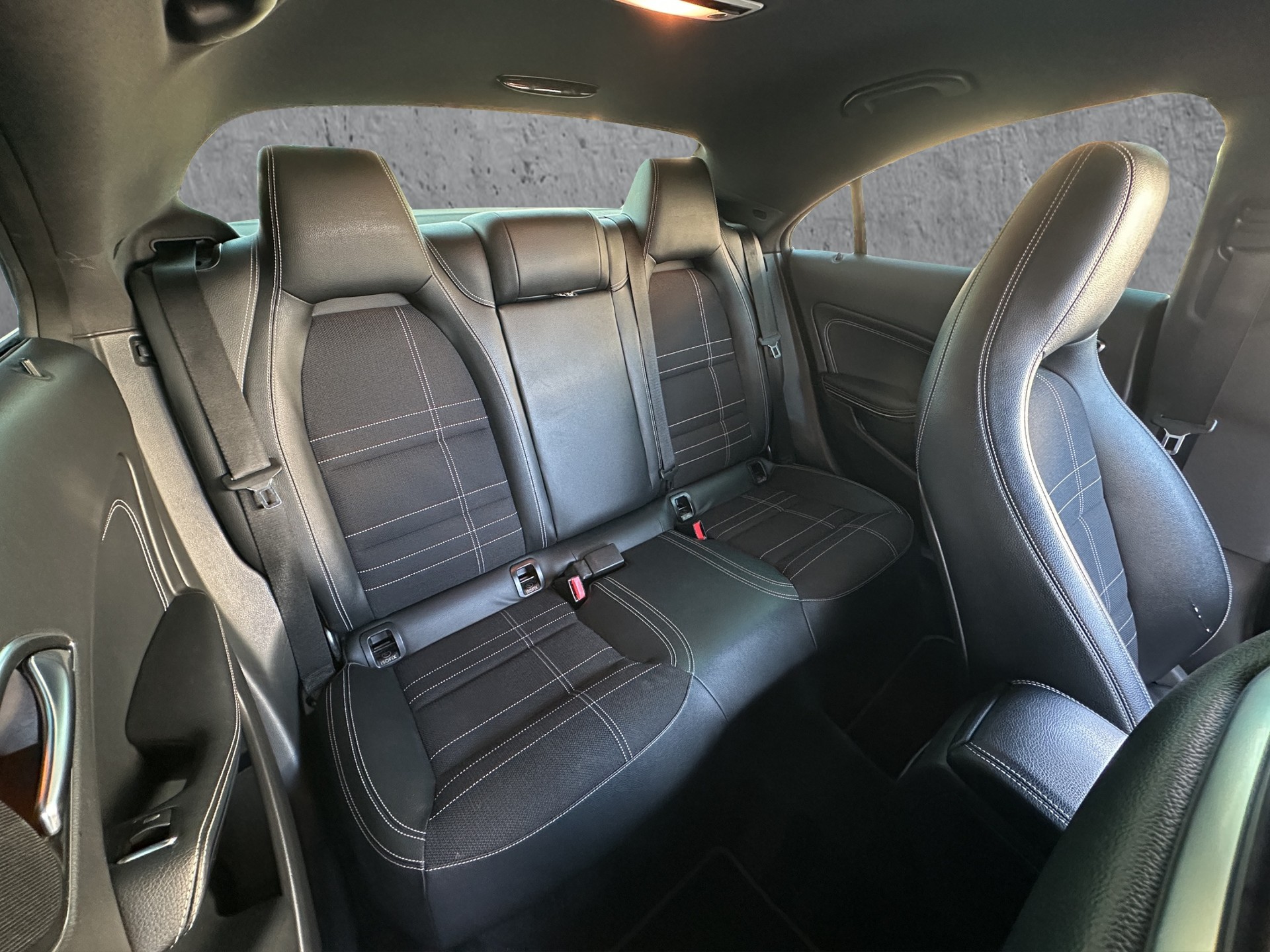MERCEDES-BENZ CLA 220 CDI Urban-image-10