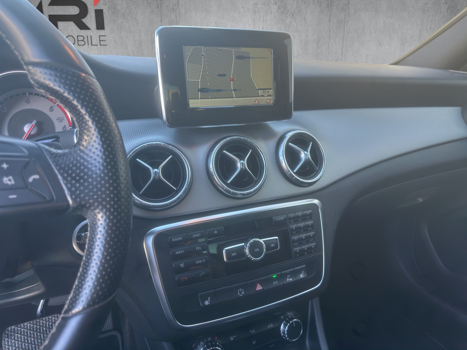 MERCEDES-BENZ CLA 220 CDI Urban-image-14
