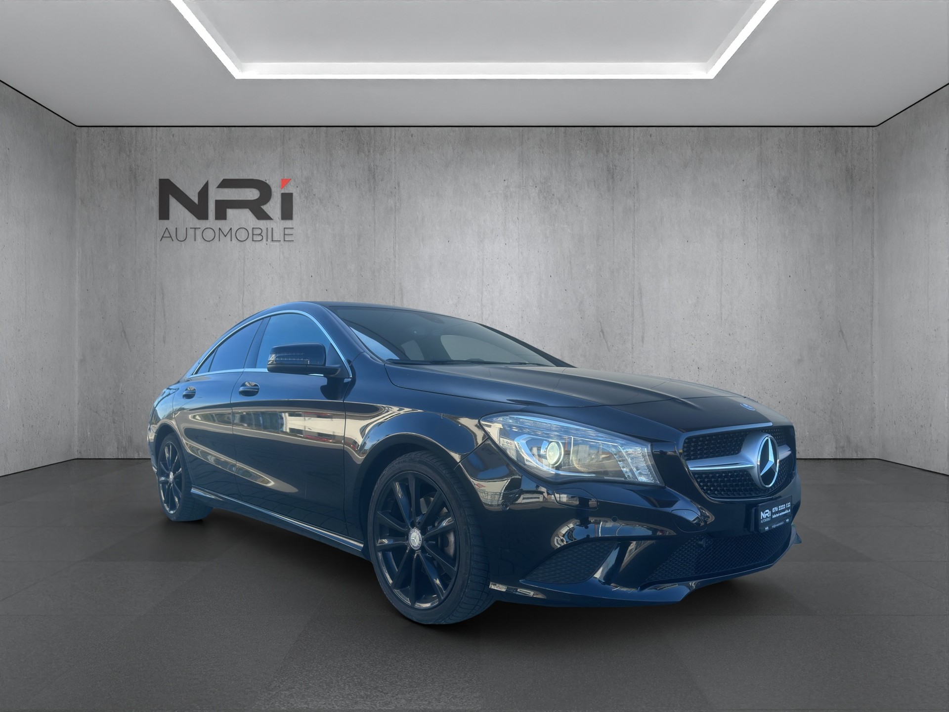 MERCEDES-BENZ CLA 220 CDI Urban-showroom-element-2