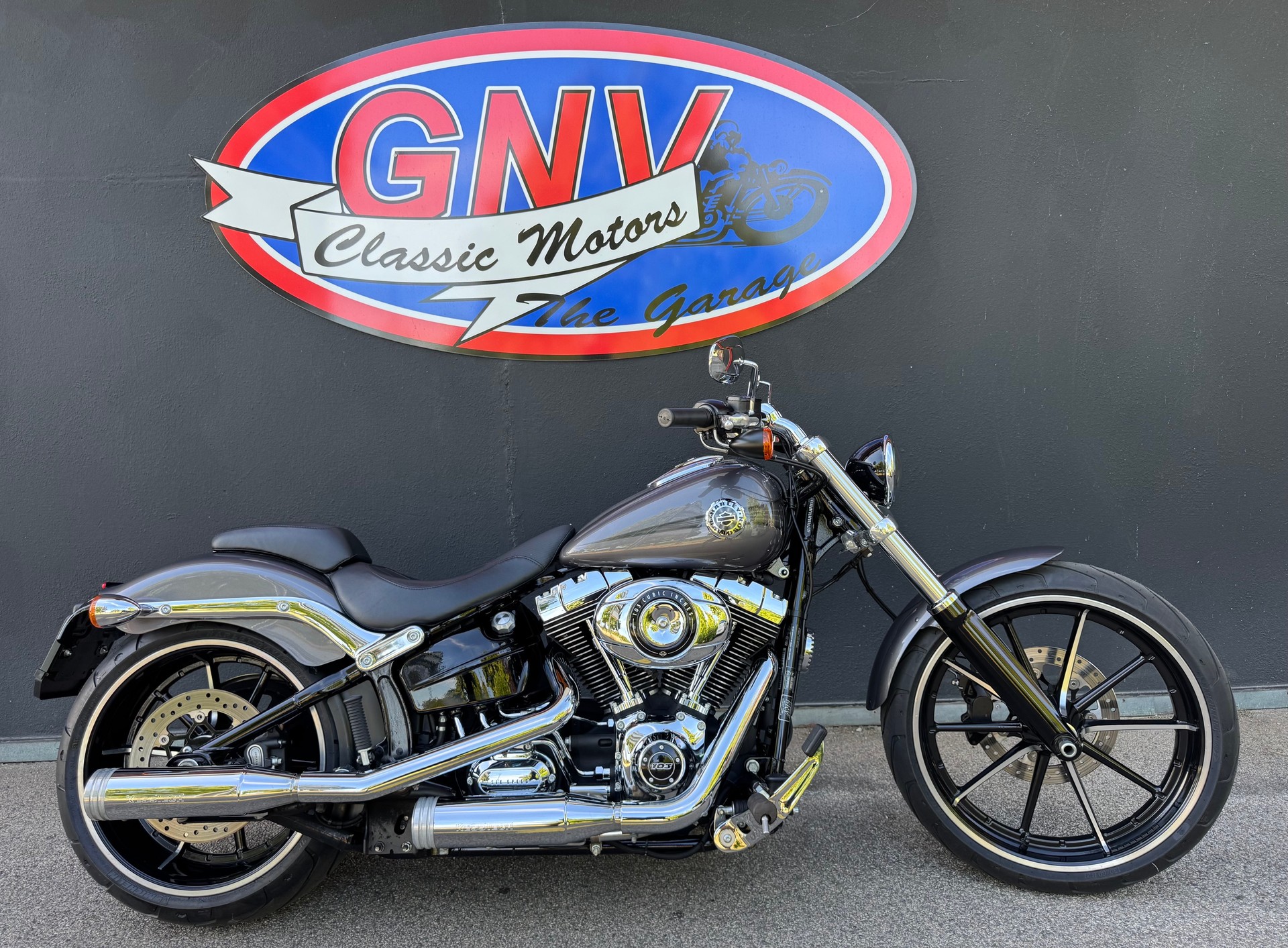 HARLEY-DAVIDSON FXSB Breakout 103 ABS