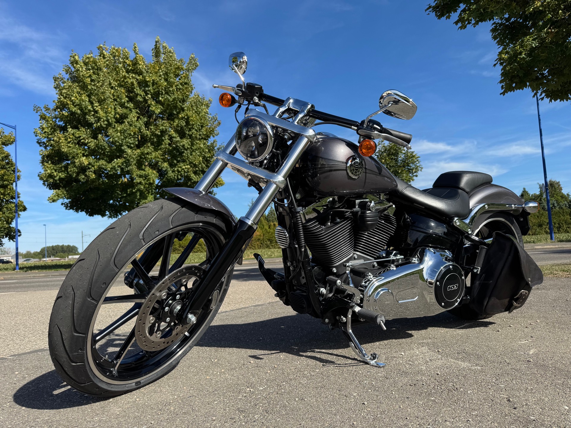 HARLEY-DAVIDSON FXSB Breakout 103 ABS-showroom-element-2