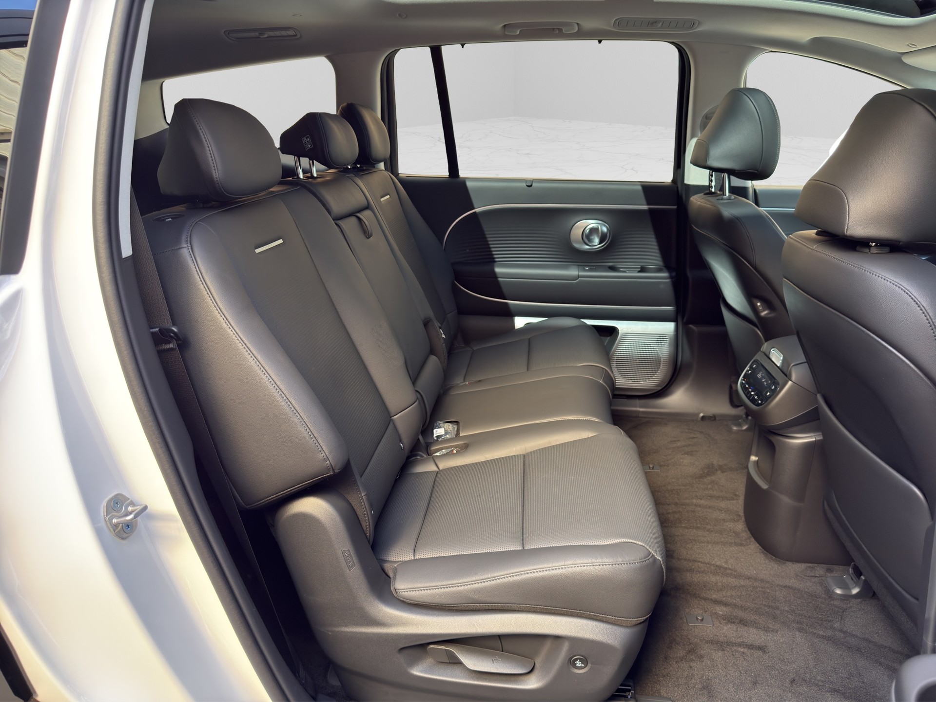 HYUNDAI Ioniq 9 110kWh Vertex 4WD-image-19