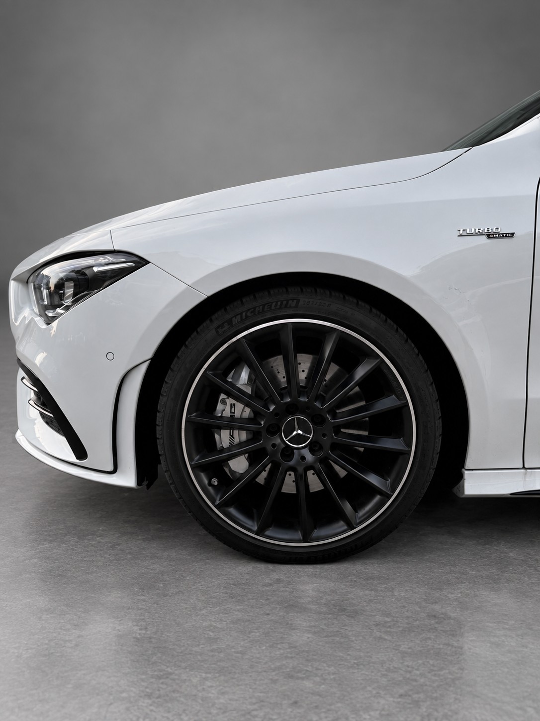 MERCEDES-BENZ CLA 35 AMG 4matic-image-3