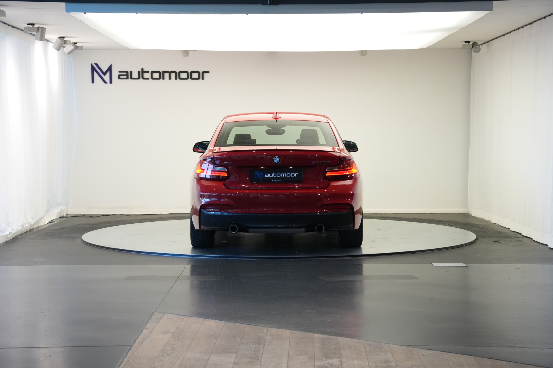 BMW M235i xDrive Steptronic *Carbon* *CH-Fahrzeug*-image-5