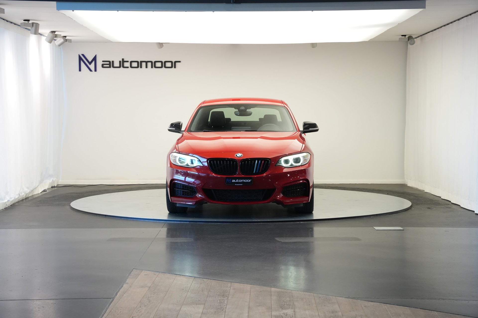 BMW M235i xDrive Steptronic *Carbon* *CH-Fahrzeug*-image-1