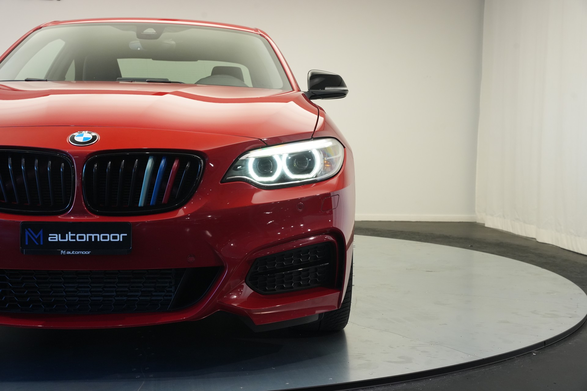BMW M235i xDrive Steptronic *Carbon* *CH-Fahrzeug*-image-34