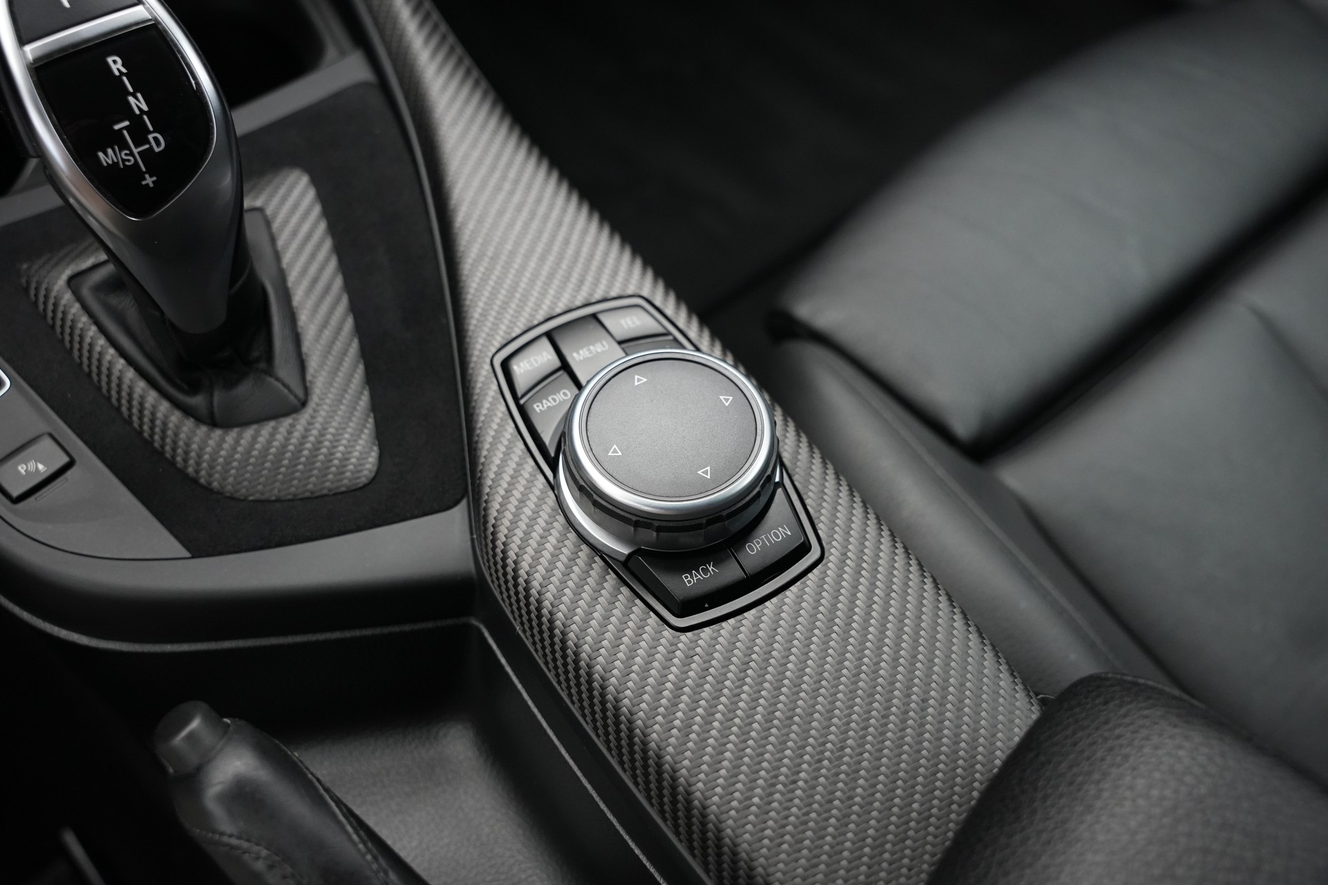 BMW M235i xDrive Steptronic *Carbon* *CH-Fahrzeug*-image-24