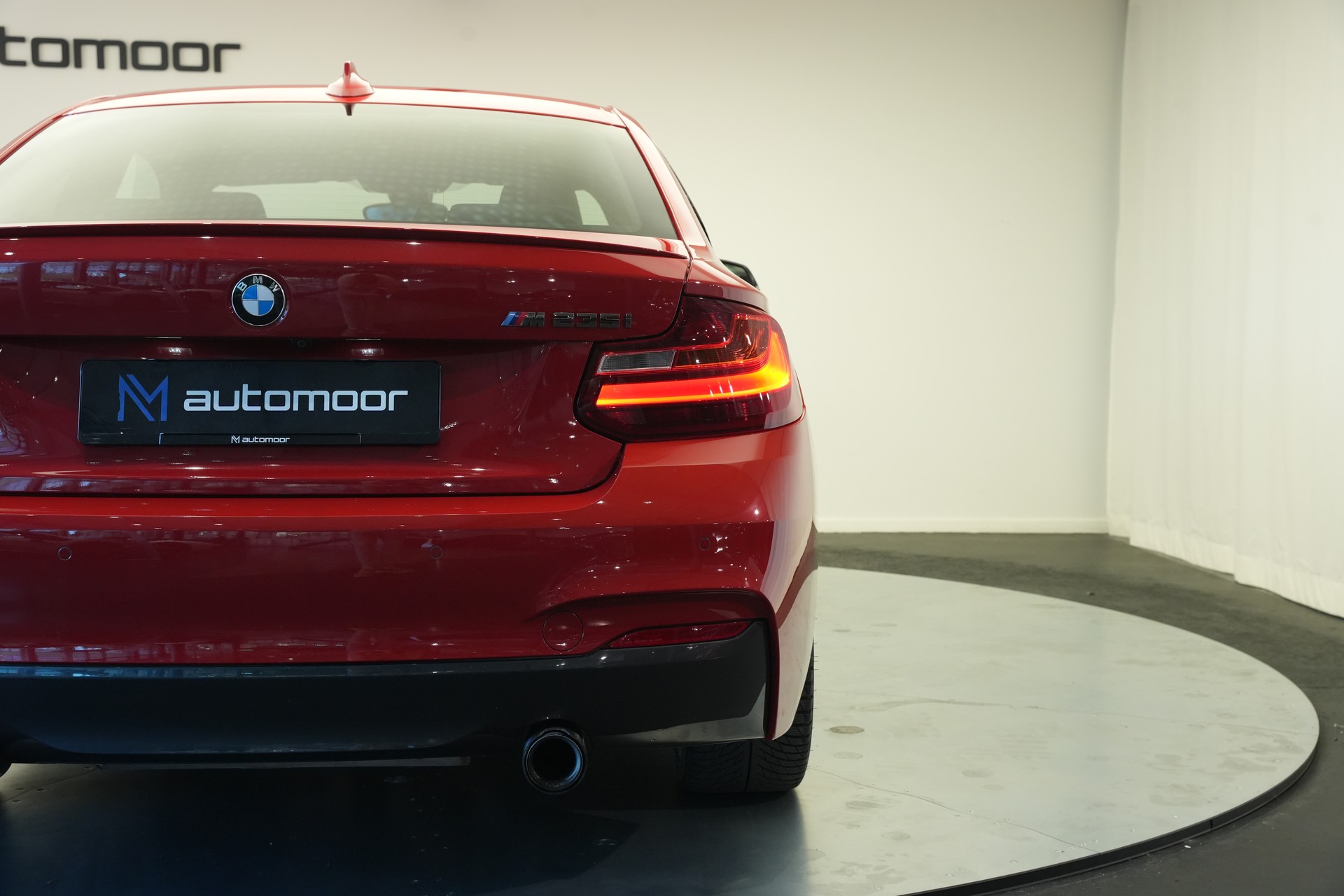 BMW M235i xDrive Steptronic *Carbon* *CH-Fahrzeug*-image-43