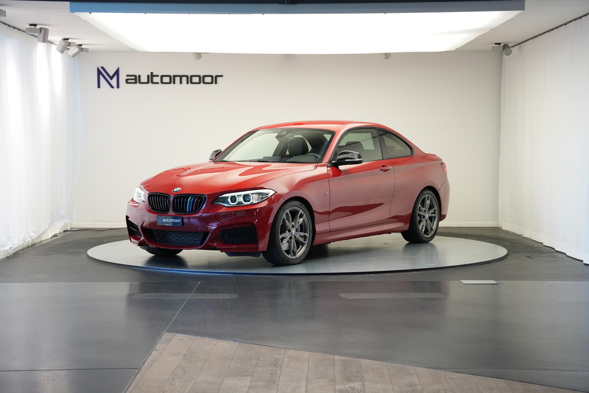 BMW M235i xDrive Steptronic *Carbon* *CH-Fahrzeug*-image-0