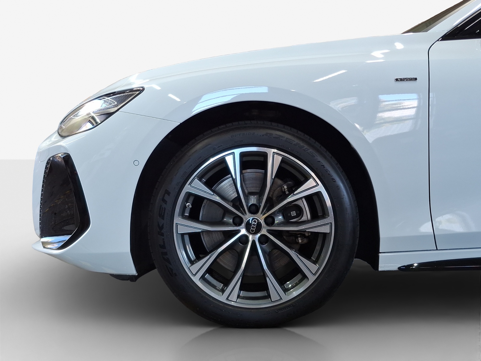 AUDI A6 Avant 55 TFSIe S line quattro S-tronic-image-15