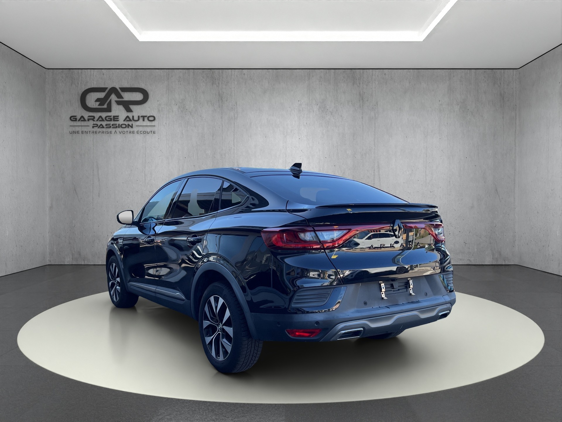 RENAULT Arkana 1.6 E-Tech Engineered-image-4
