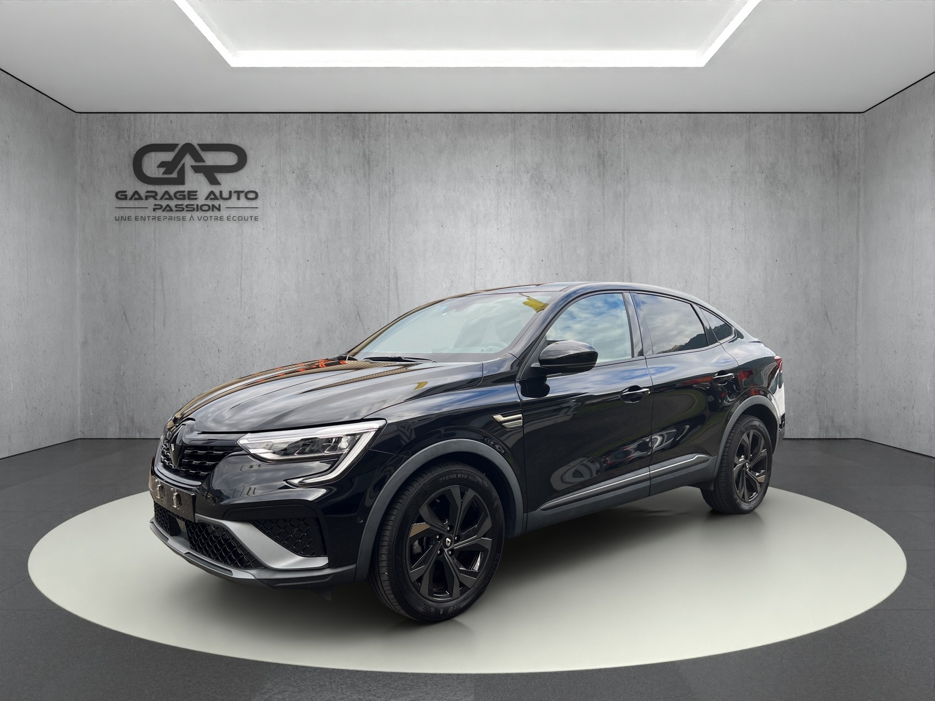 RENAULT Arkana 1.6 E-Tech Engineered-showroom-element-2