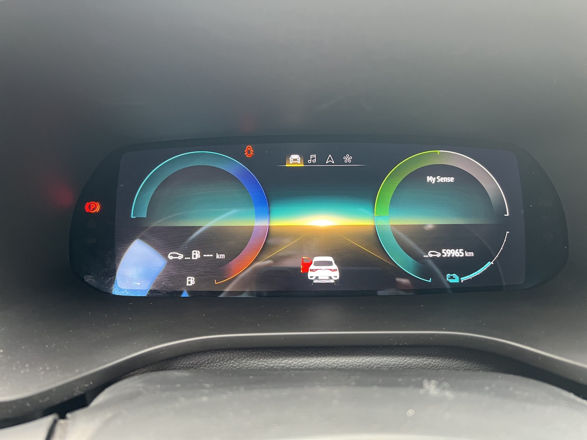 RENAULT Arkana 1.6 E-Tech Engineered-image-12