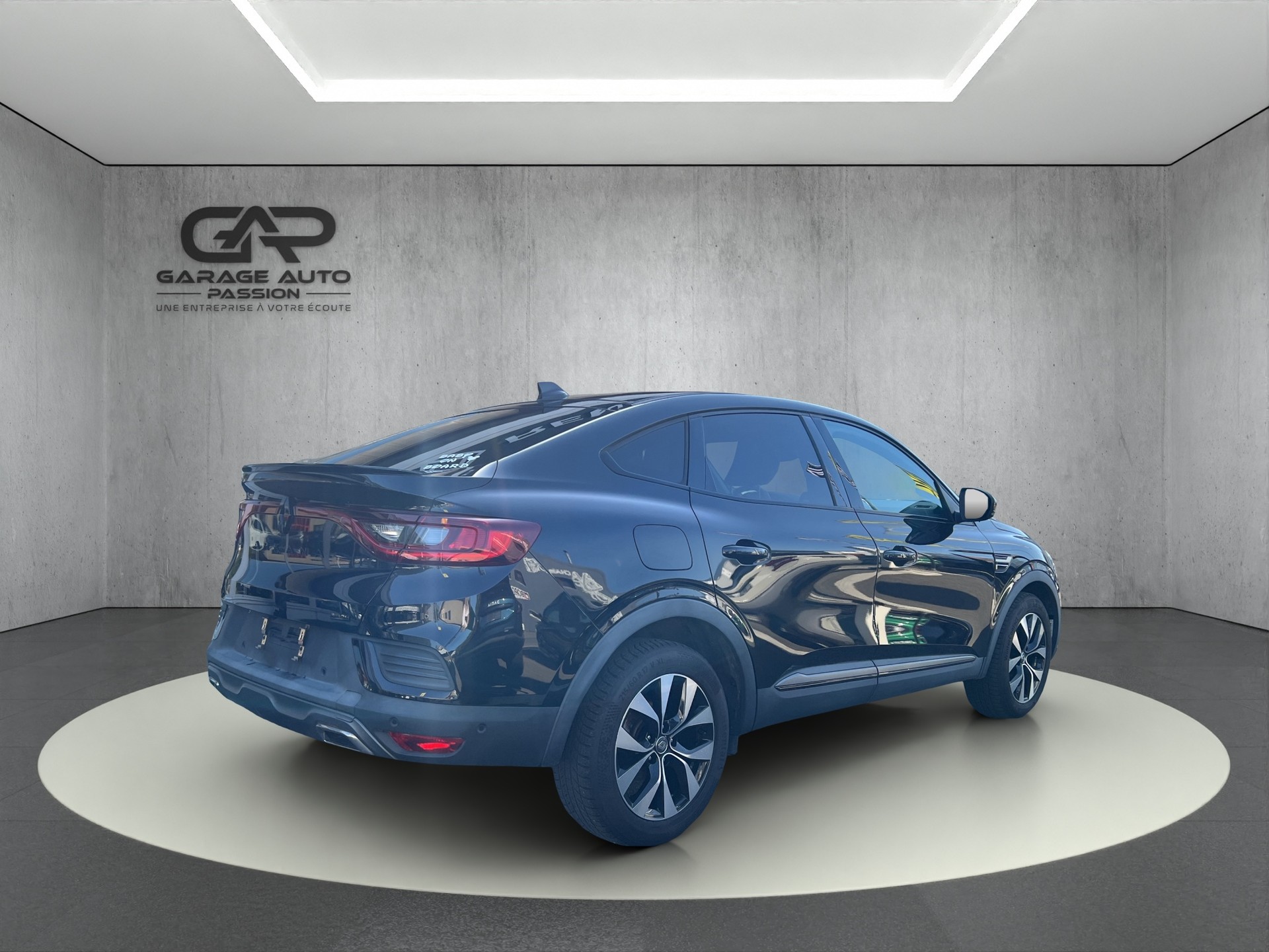 RENAULT Arkana 1.6 E-Tech Engineered-image-6