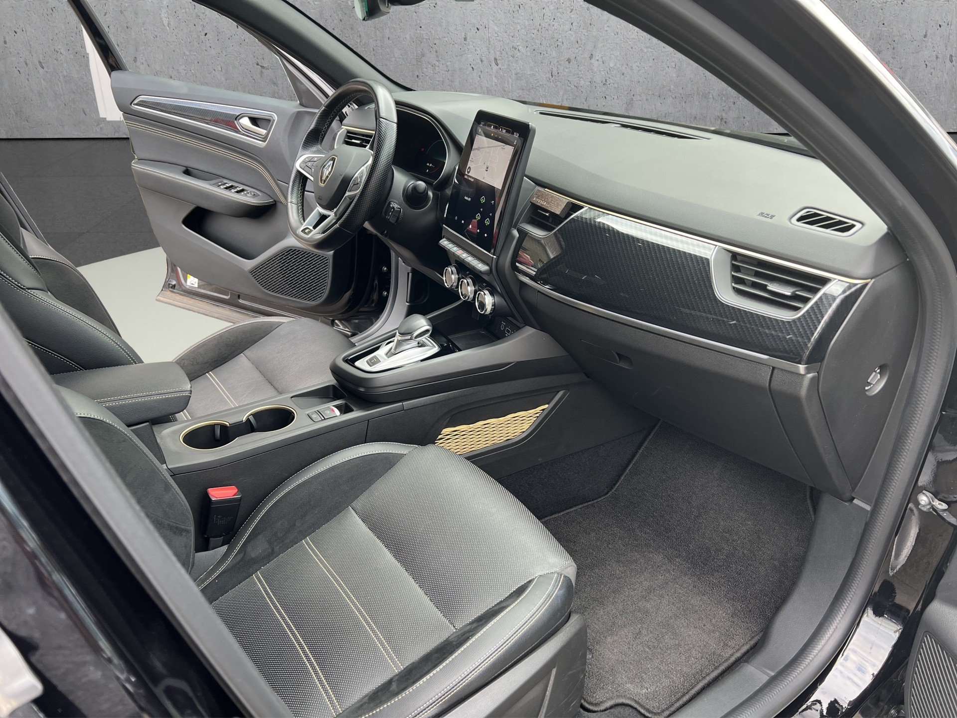 RENAULT Arkana 1.6 E-Tech Engineered-image-9
