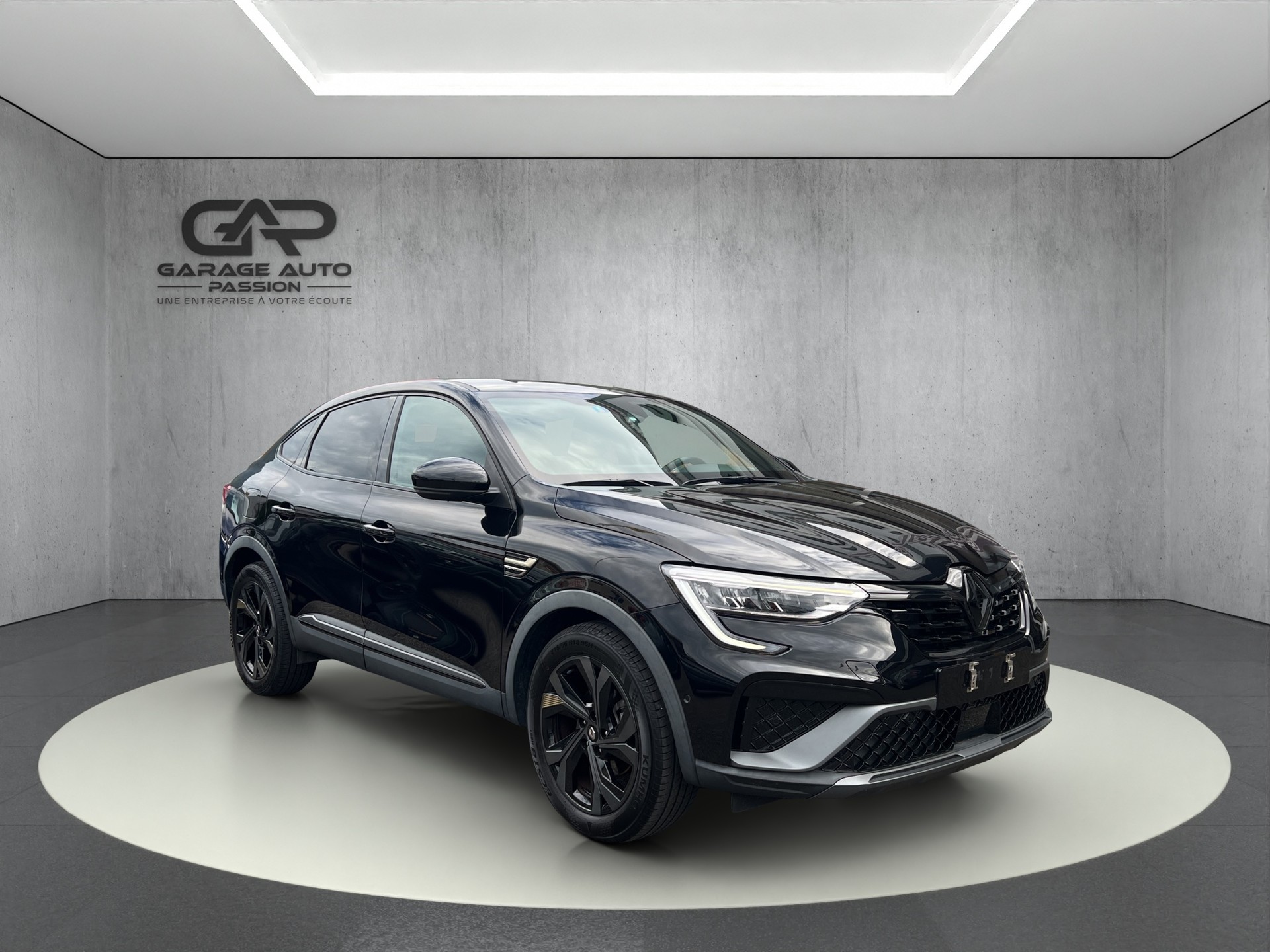 RENAULT Arkana 1.6 E-Tech Engineered