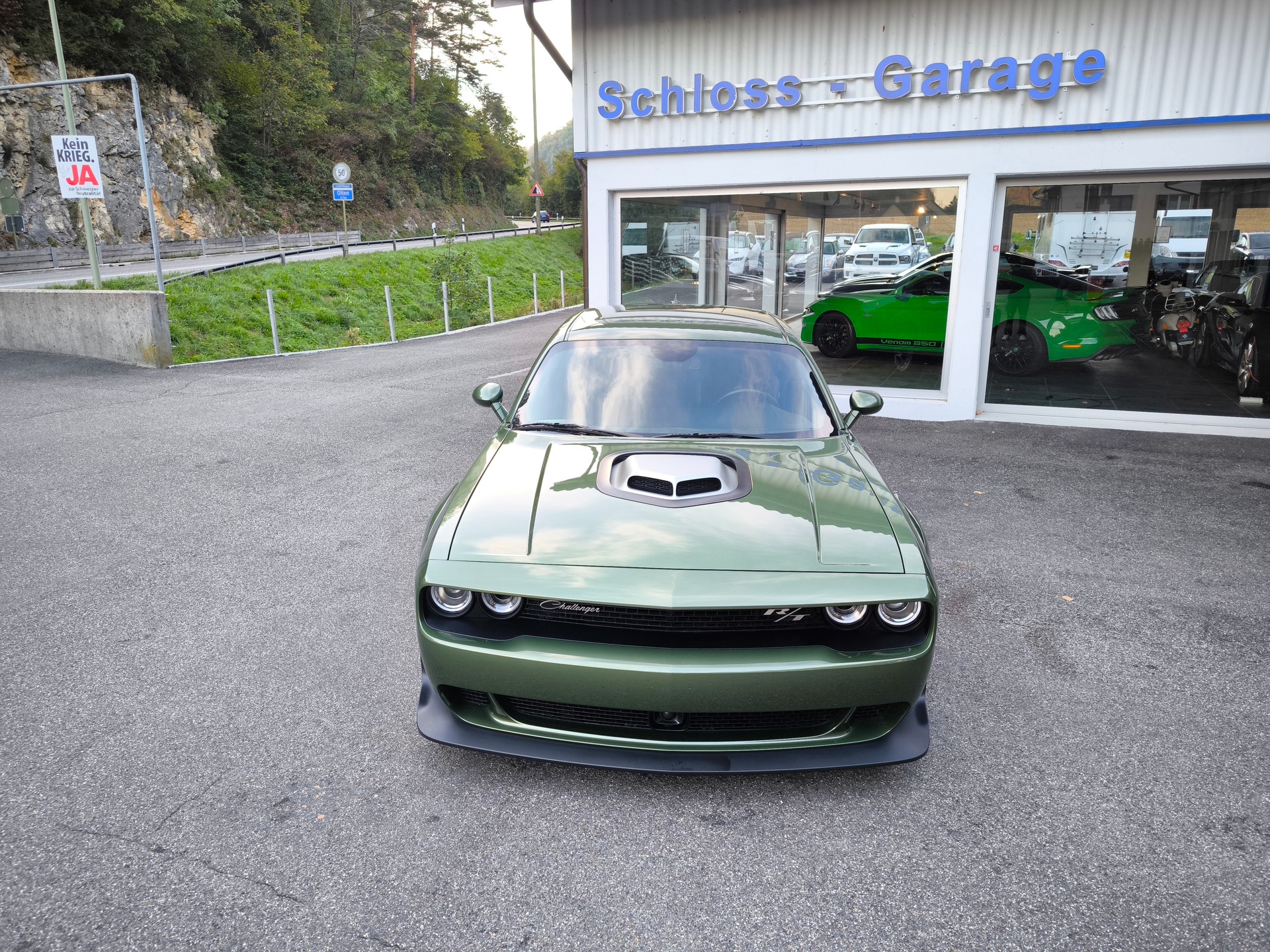 DODGE Challenger R/T Scat Pack Widebody Shaker Swinger Special Edition-image-2