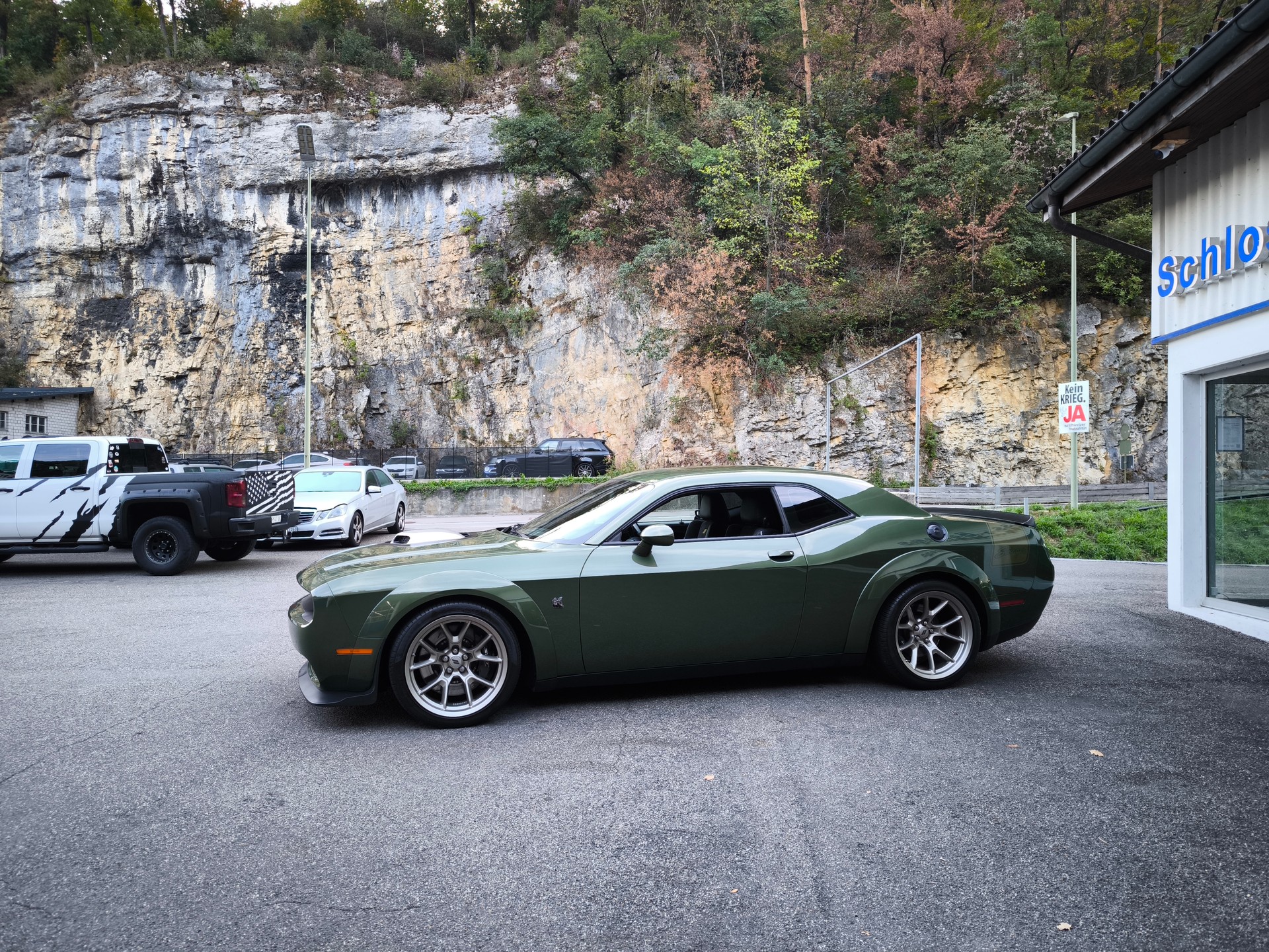 DODGE Challenger R/T Scat Pack Widebody Shaker Swinger Special Edition-image-7