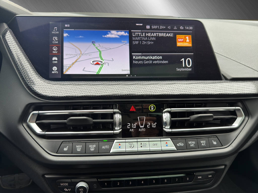 BMW M135i xDrive **CH Fahrzeug**-image-11