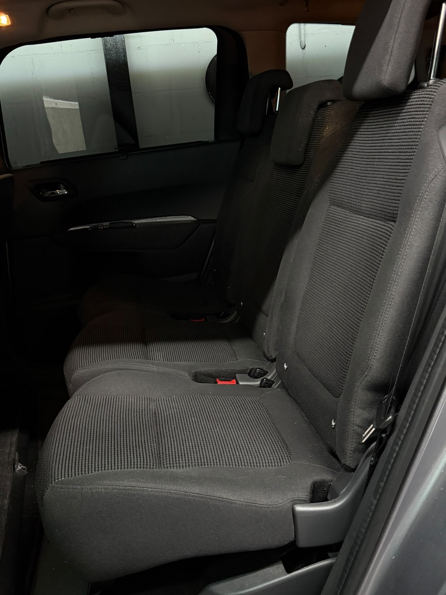 PEUGEOT 5008 1.6 BlueHDi Sensation Tiptronic-image-10