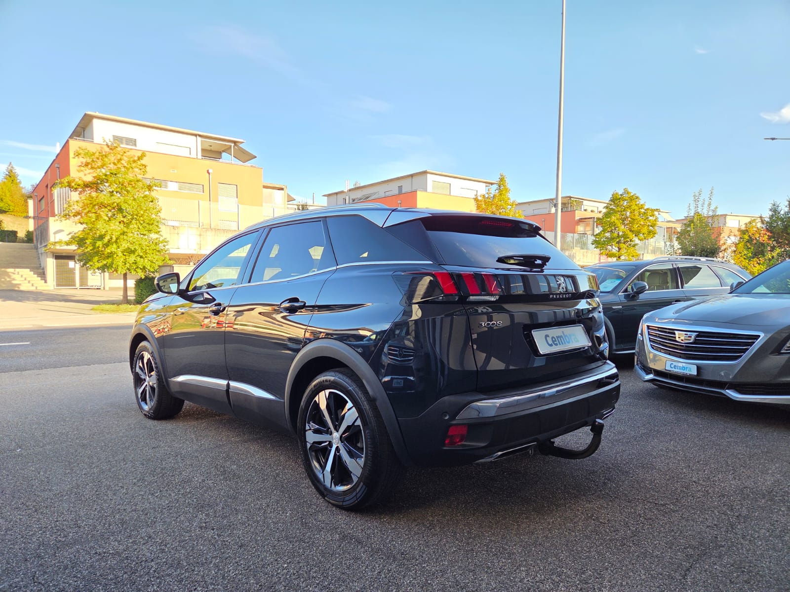 PEUGEOT 3008 2.0 BlueHDi GT EAT-image-2