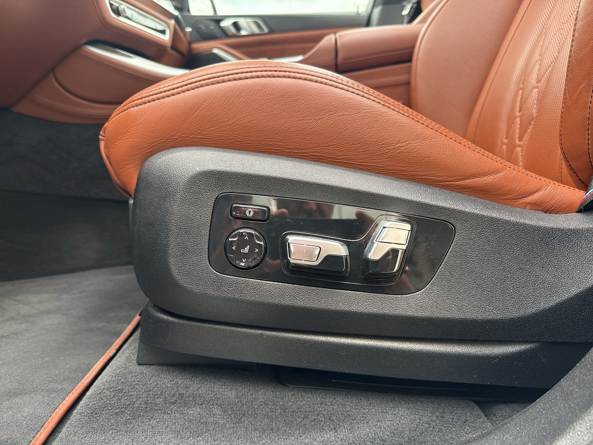 BMW X5 xDrive 50e M Sport Pro Steptronic-image-18