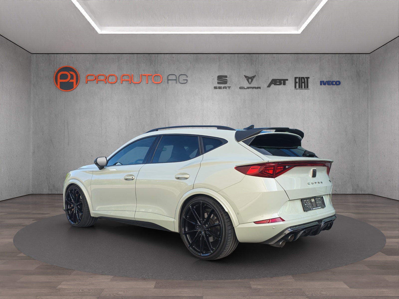 CUPRA Formentor 2.5TSI VZ5 Taiga Grey 4Drive DSG *ABT AKRAPOVIC EDITION*-image-2