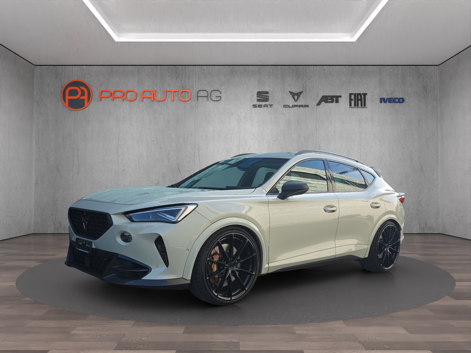 CUPRA Formentor 2.5TSI VZ5 Taiga Grey 4Drive DSG *ABT AKRAPOVIC EDITION*-image-0