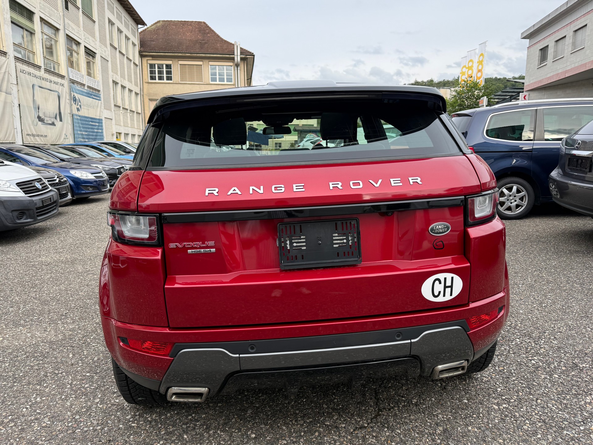 LAND ROVER Range Rover Evoque 2.0 Si4 HSE Dynamic AT9-image-2