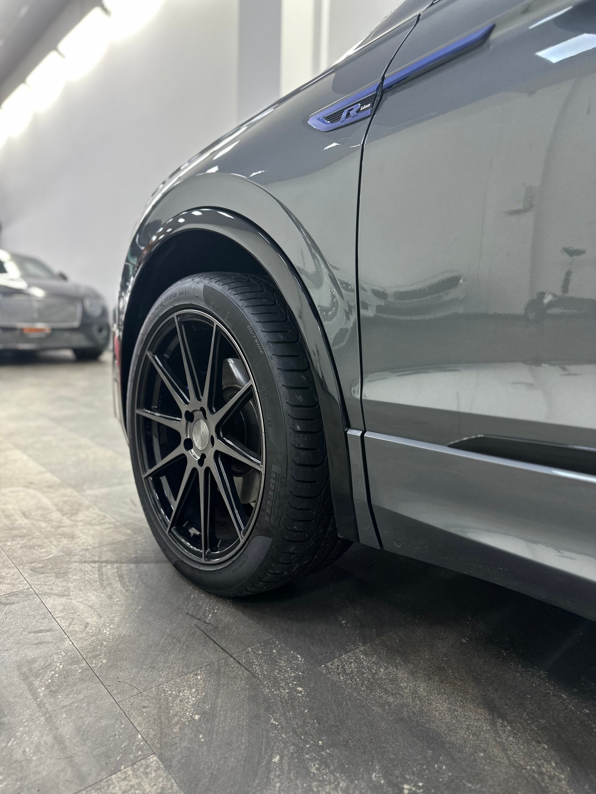 VW Tiguan 2.0 TDI SCR Highline 4Motion DSG-image-9
