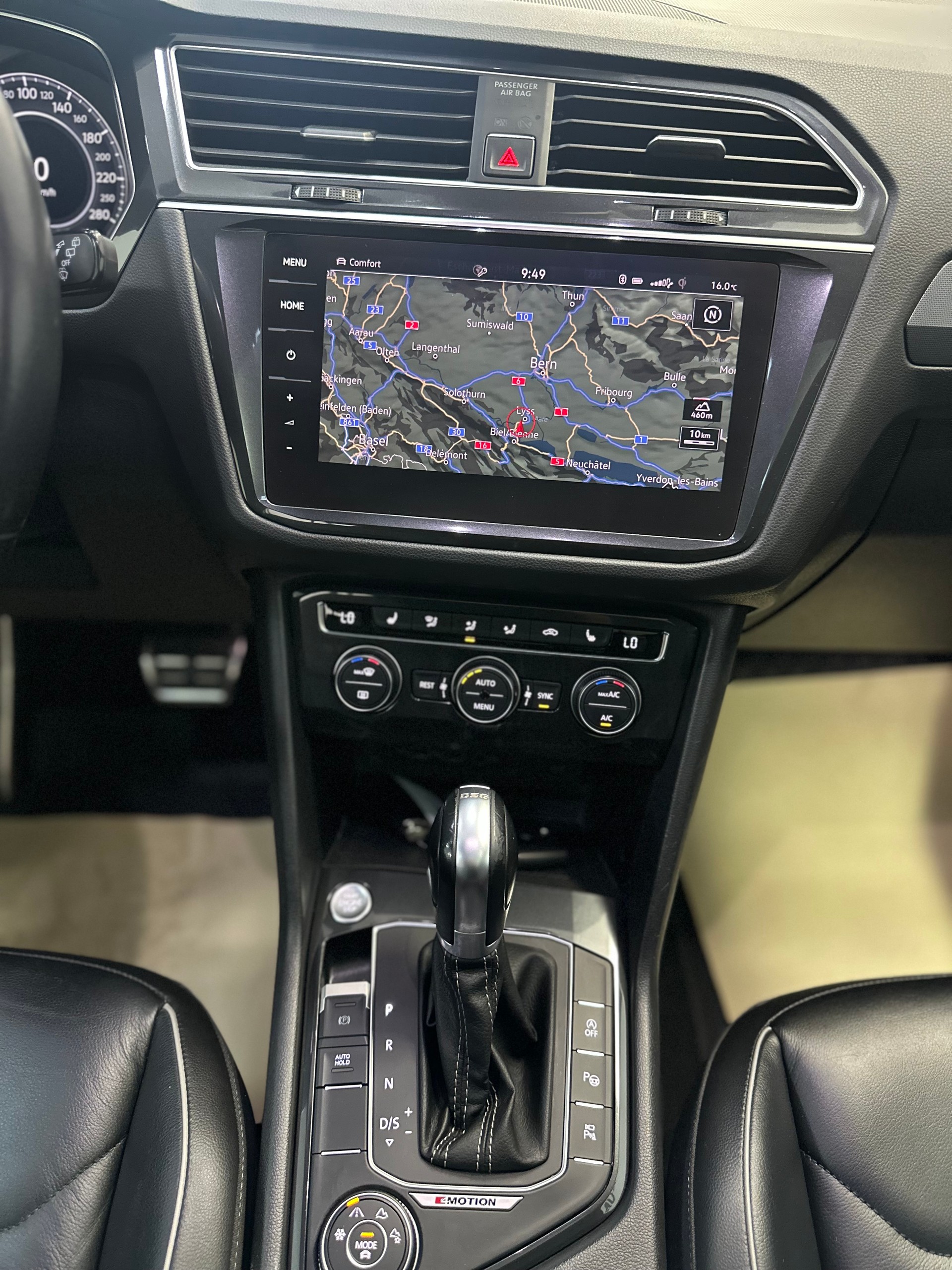 VW Tiguan 2.0 TDI SCR Highline 4Motion DSG-image-12