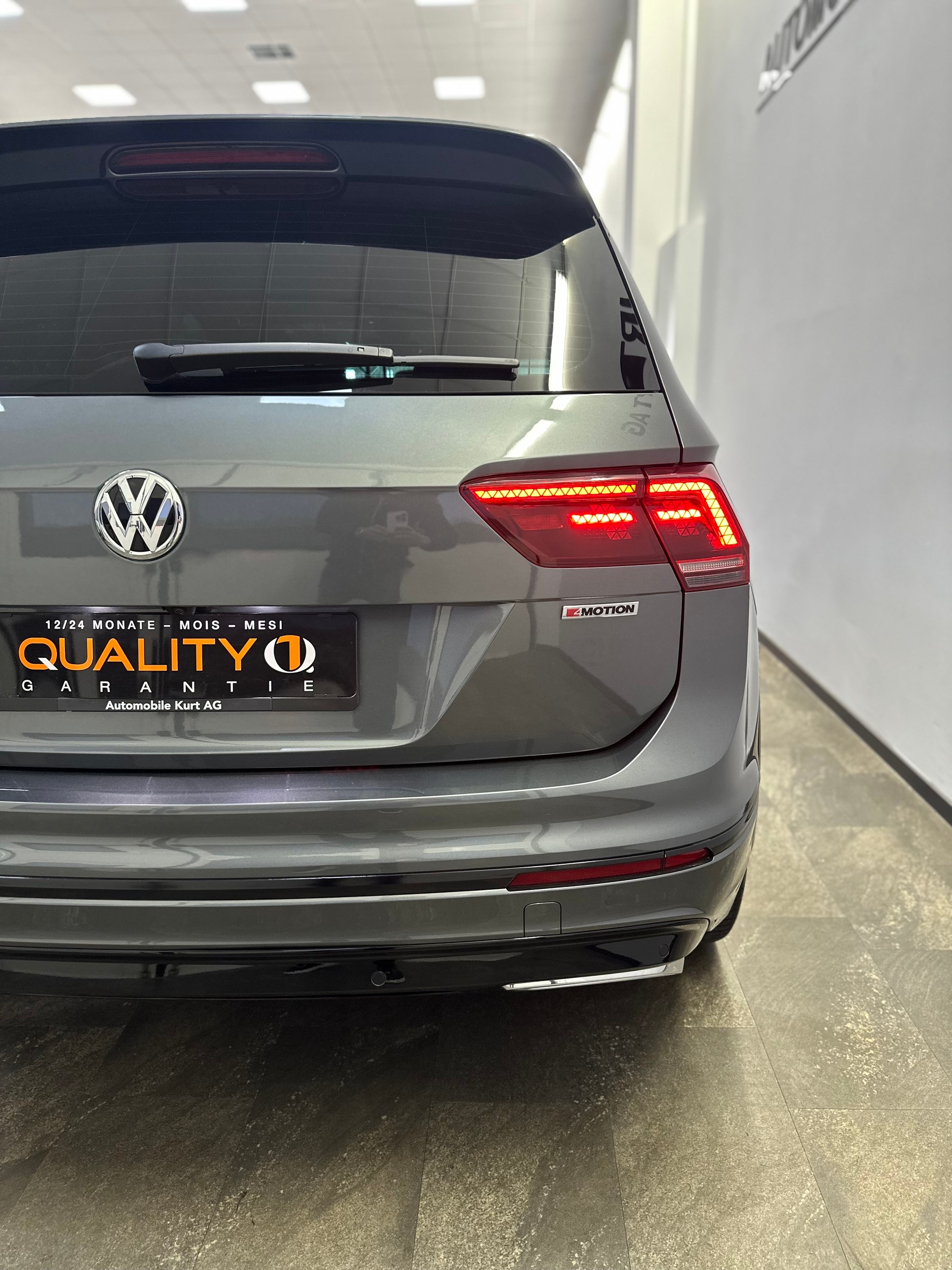 VW Tiguan 2.0 TDI SCR Highline 4Motion DSG-image-5