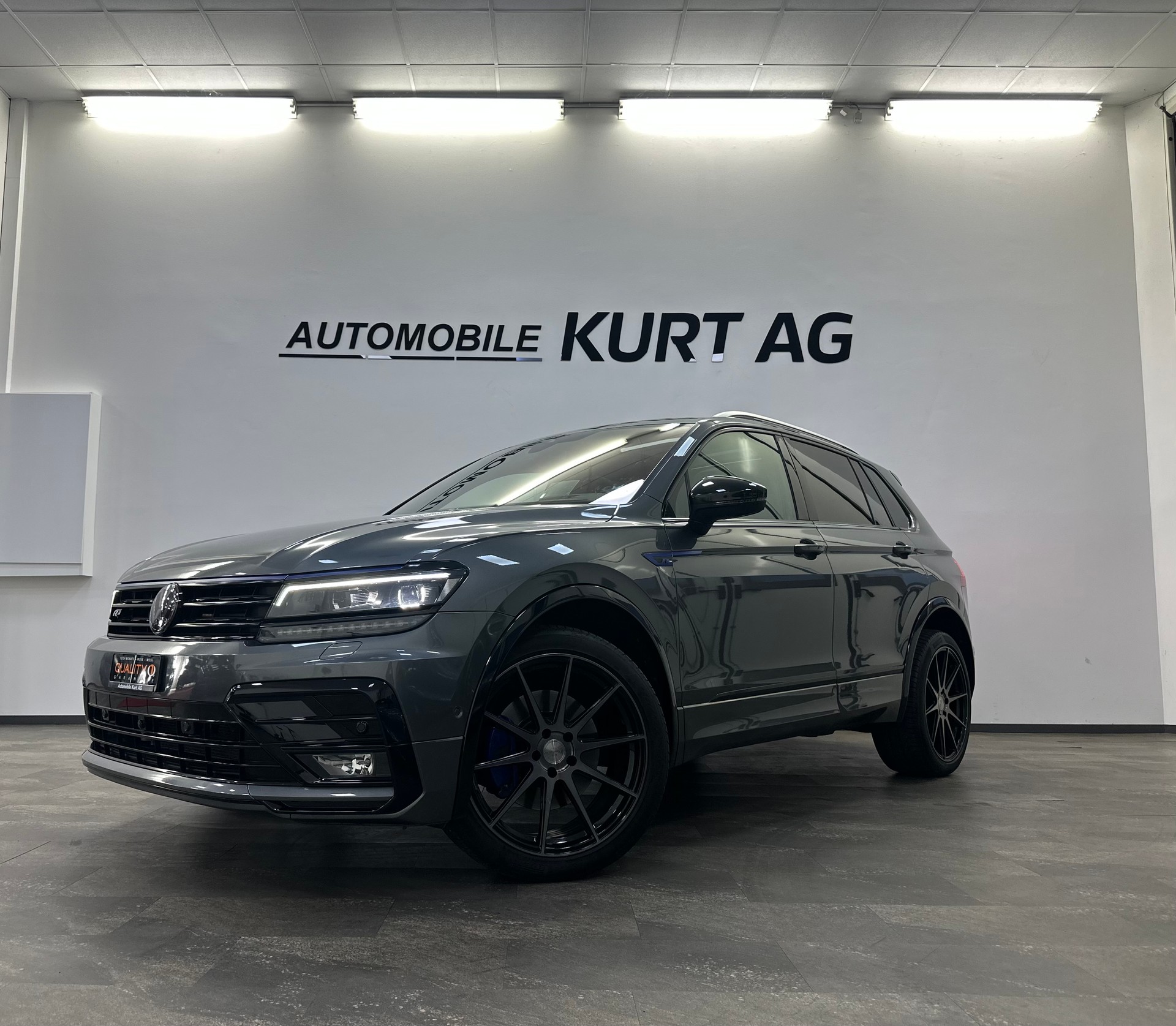 VW Tiguan 2.0 TDI SCR Highline 4Motion DSG-image-1