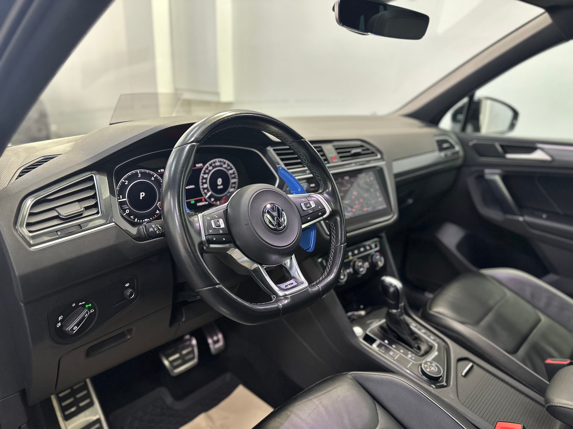 VW Tiguan 2.0 TDI SCR Highline 4Motion DSG-image-10