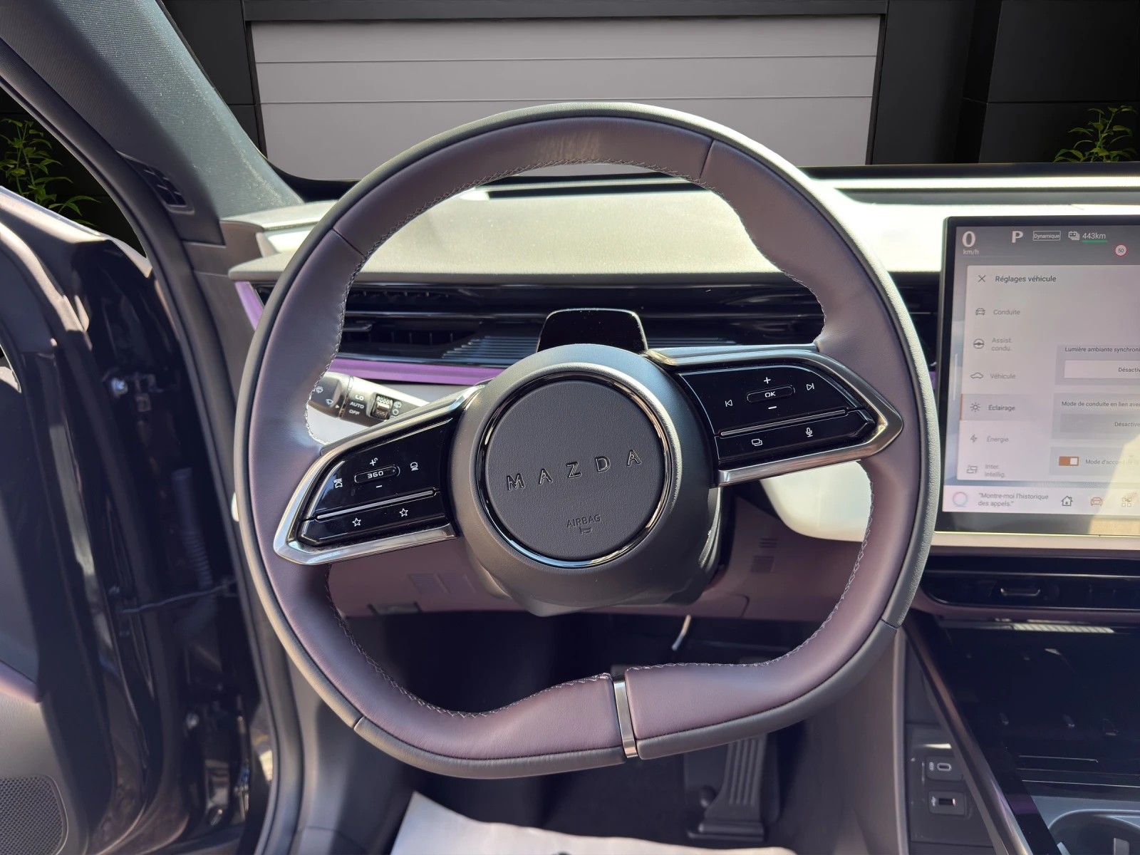 MAZDA CX-6e-image-13