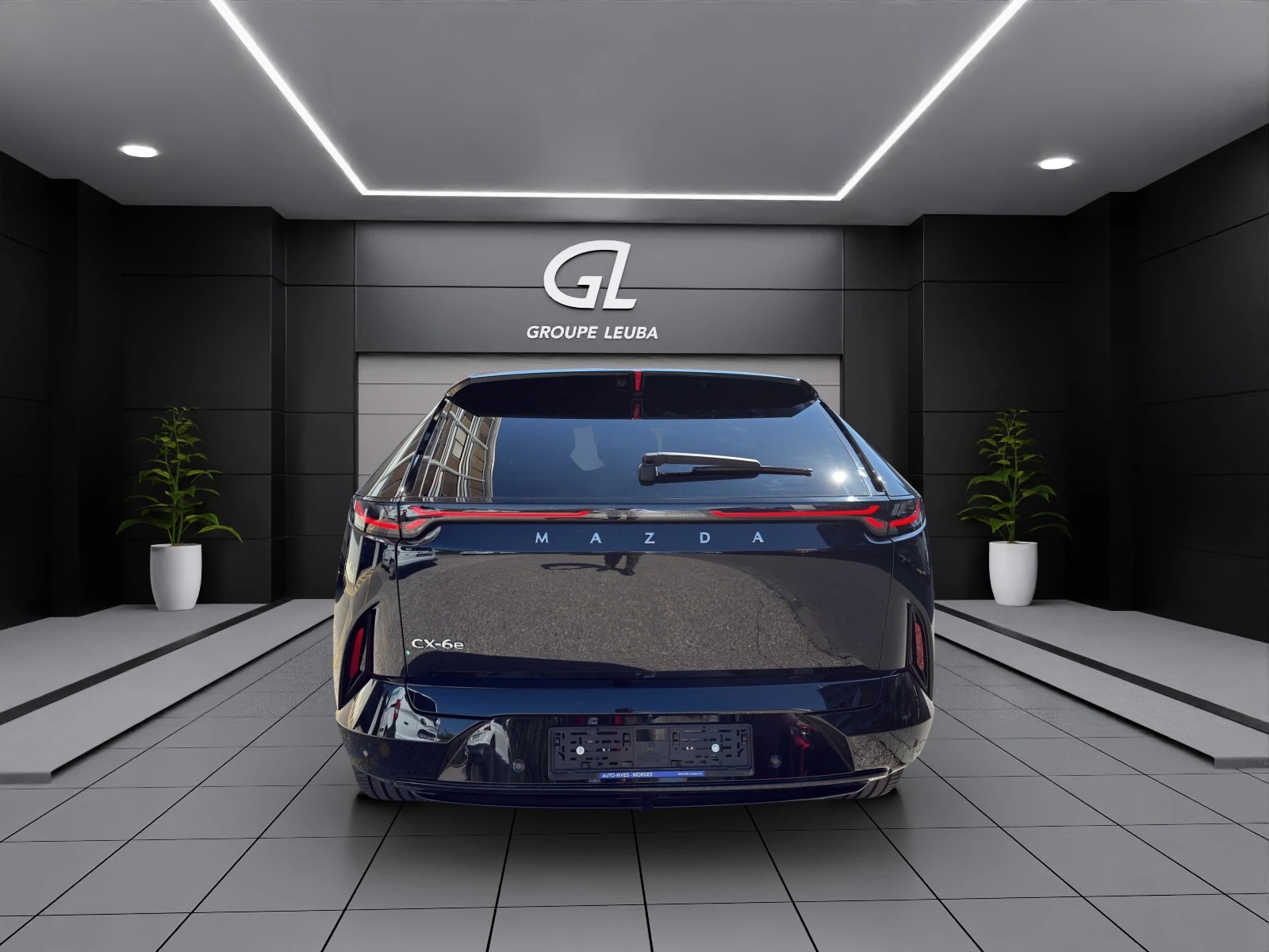 MAZDA CX-6e-image-4