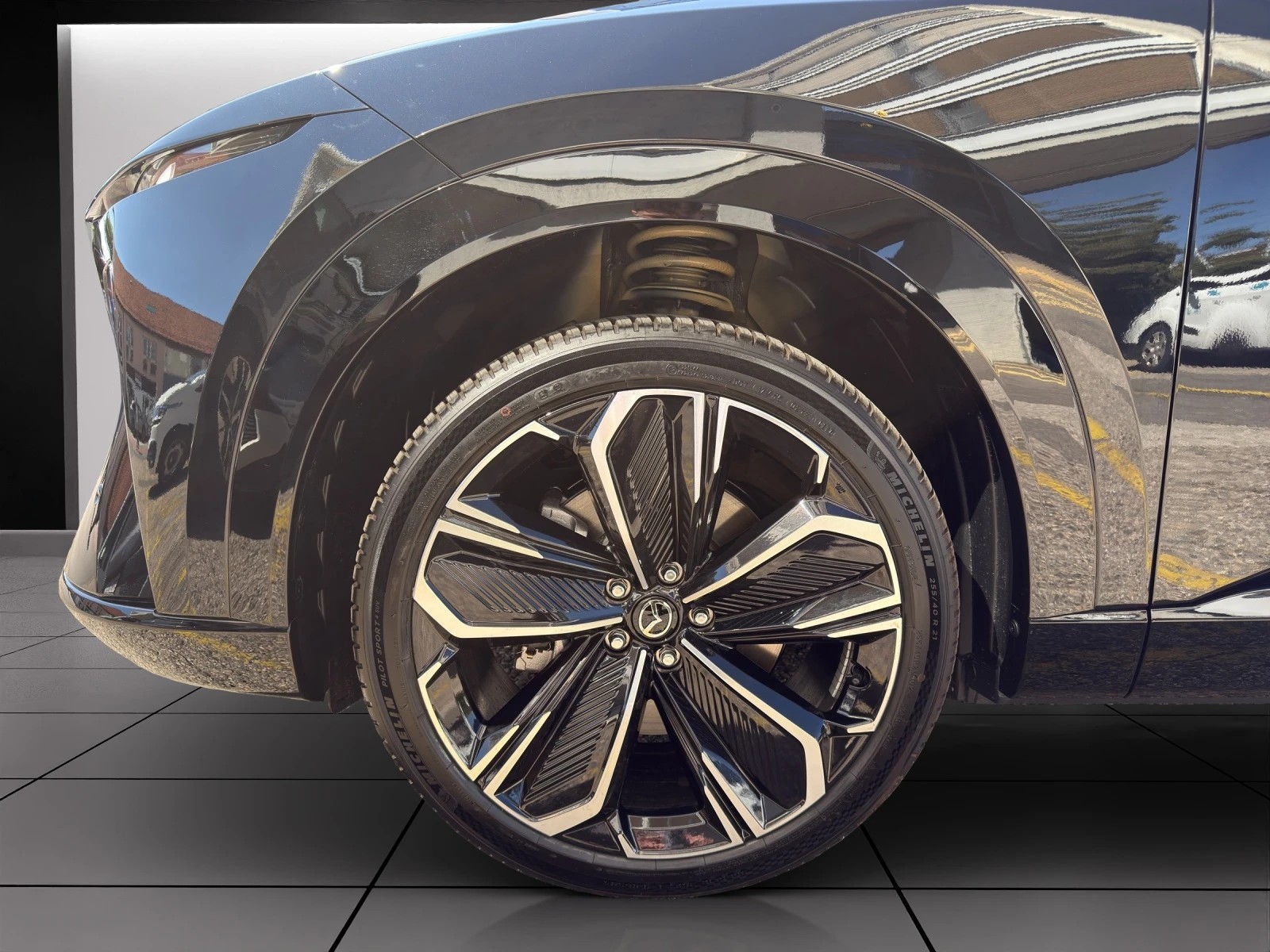 MAZDA CX-6e-image-5