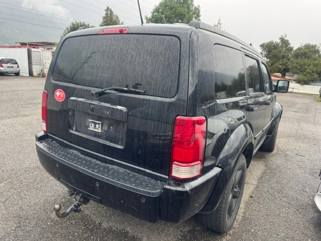 DODGE Nitro 4.0 V6 R/T Automatic-image-14