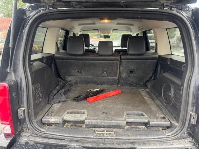 DODGE Nitro 4.0 V6 R/T Automatic-image-15