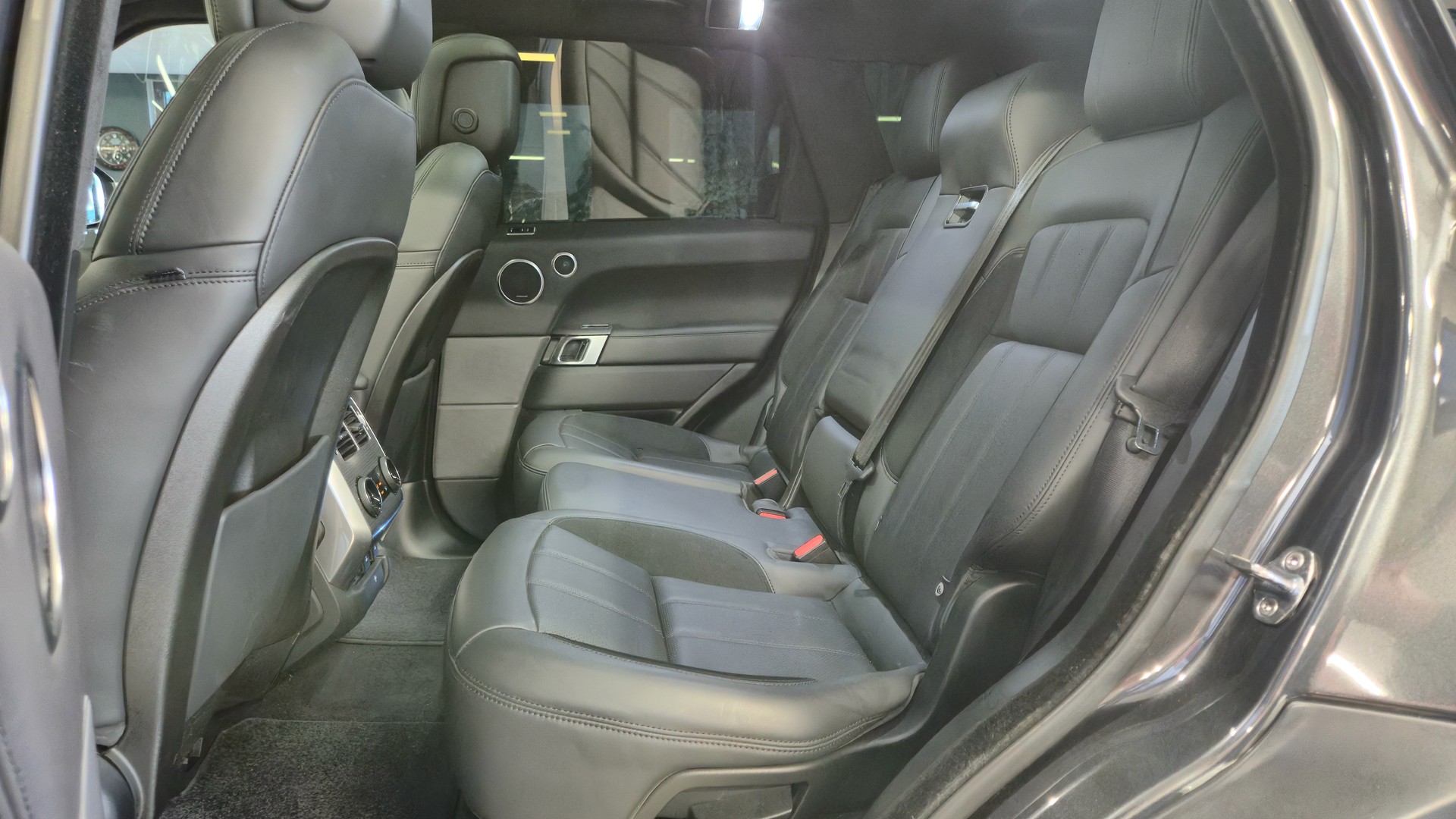 LAND ROVER Range Rover Sport P400 3.0 I6 MHEV HSTAutomatic-image-12