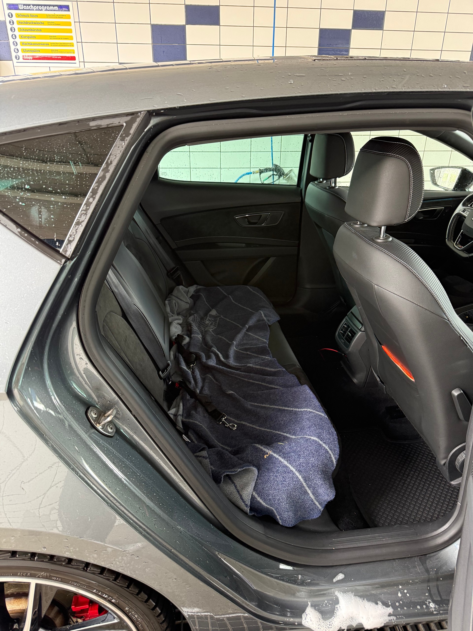 SEAT Cupra-image-2