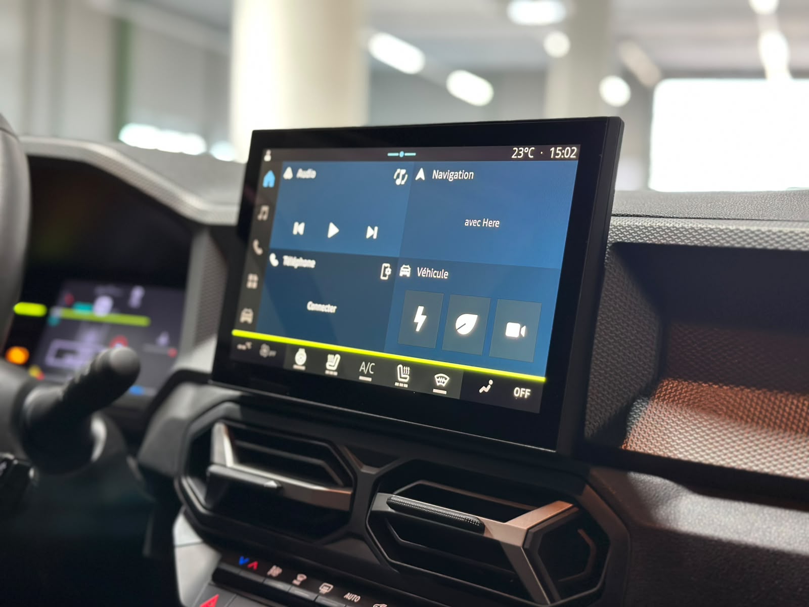 DACIA Duster HEV 155 Journey-image-13