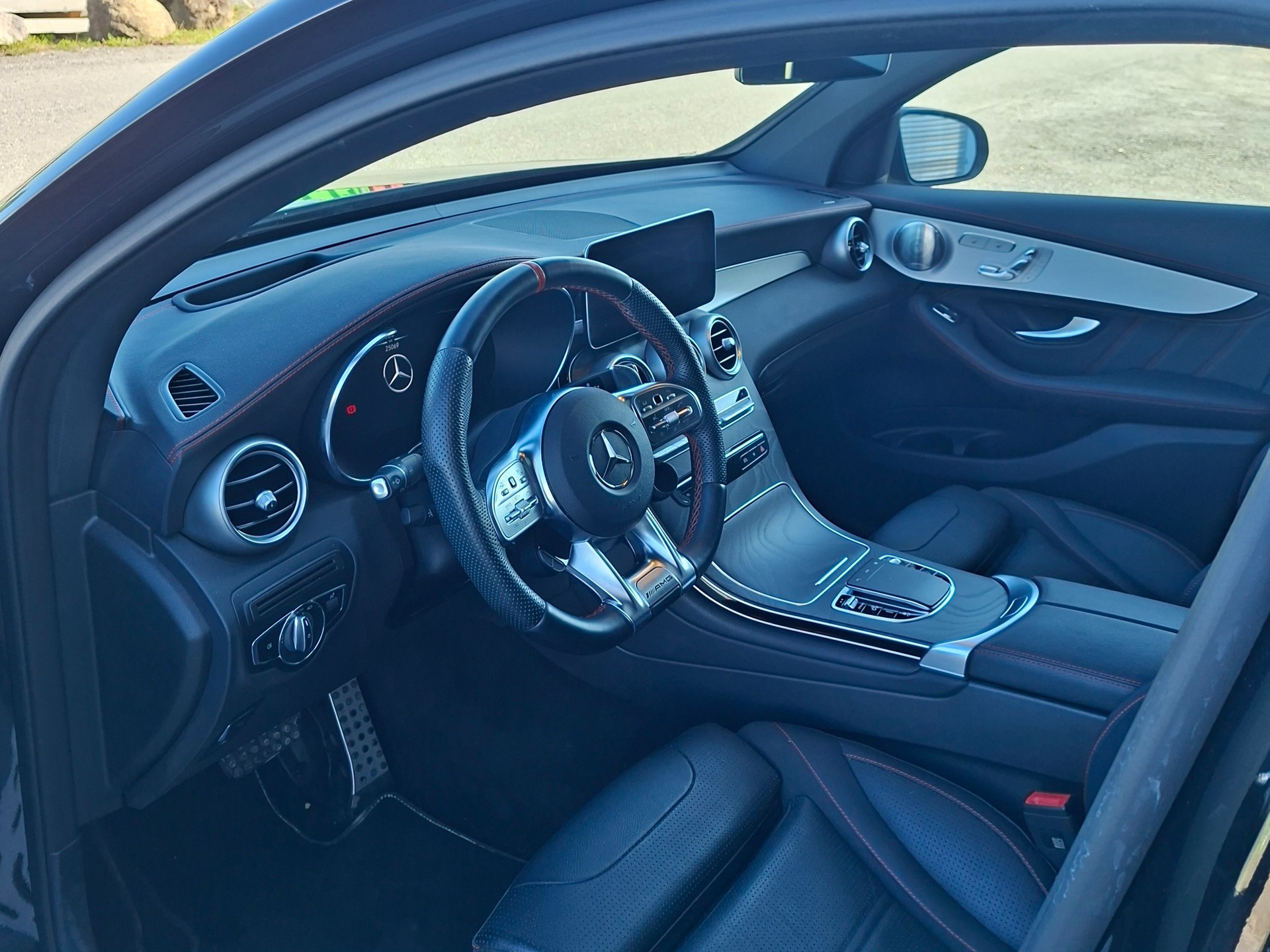 MERCEDES-BENZ GLC Coupé 43 AMG 4Matic 9G-Tronic-image-7