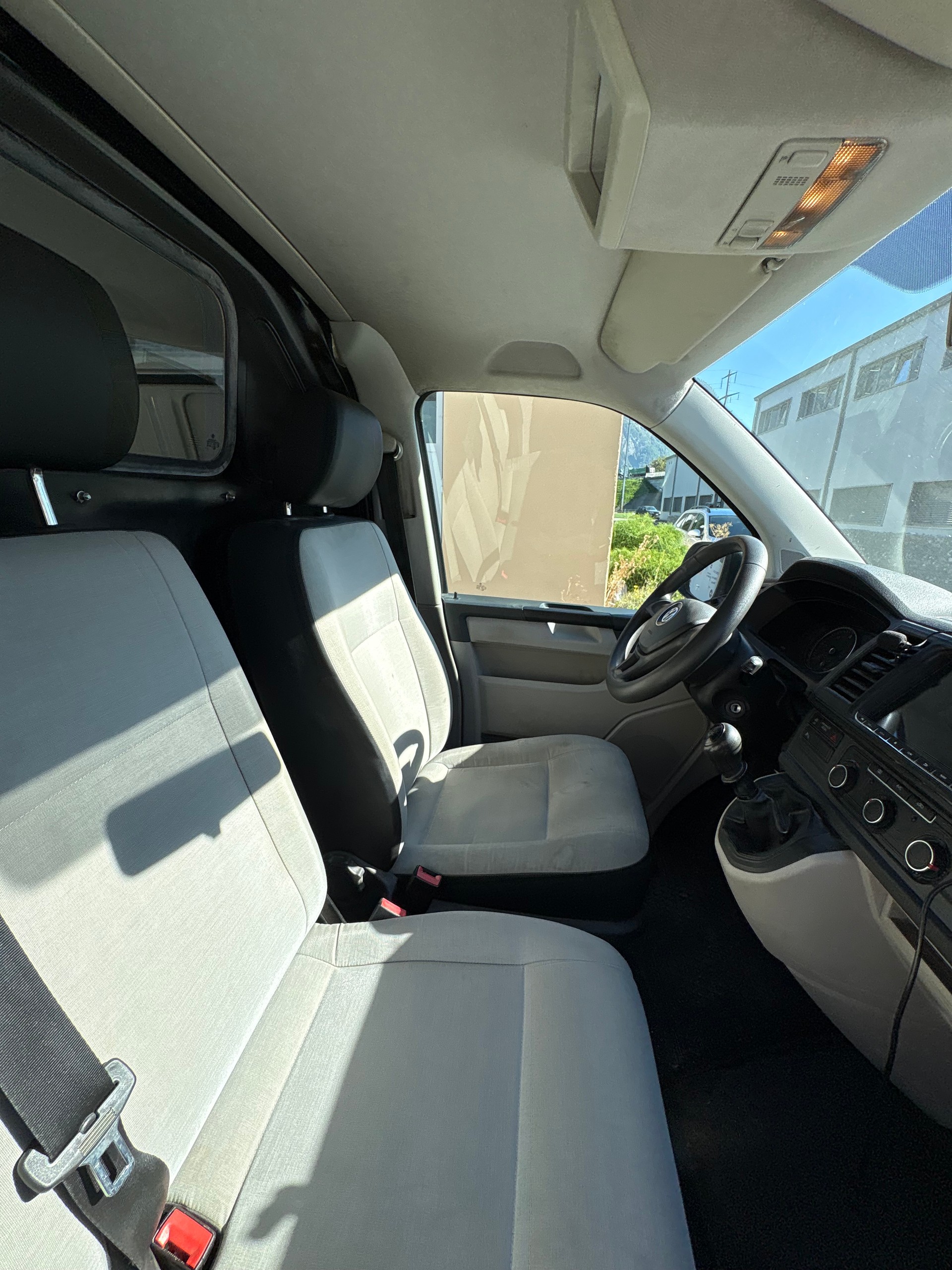 VW T6 2.0 TDI Euro 6-image-7