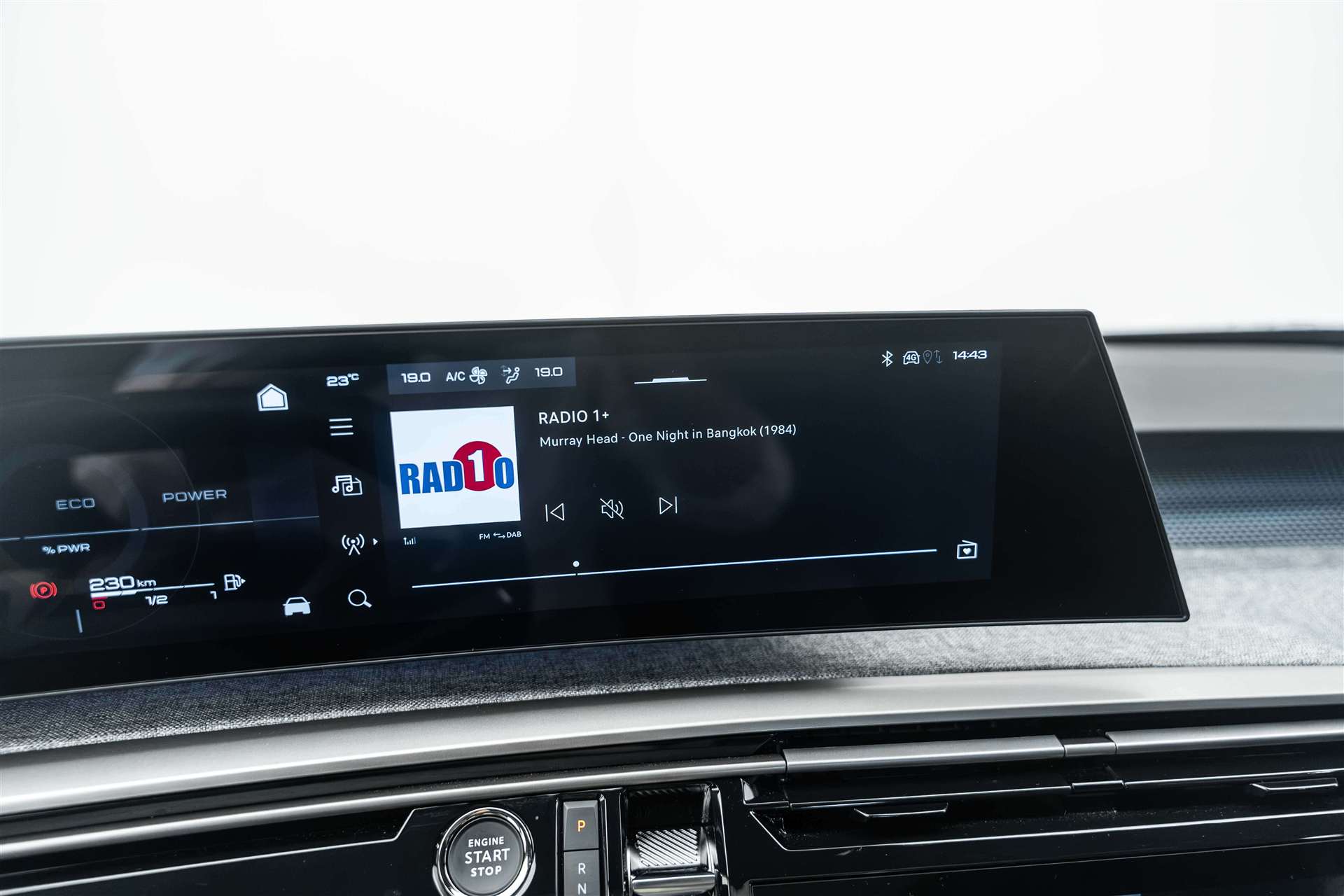 PEUGEOT 5008 145 Hybrid GT 7-Plätzer e-DCS-Automat-image-21