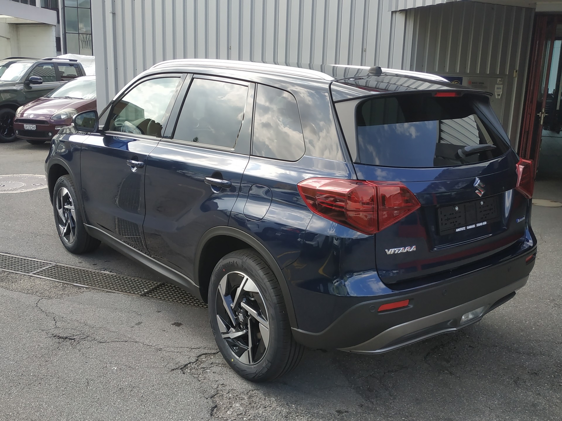 SUZUKI Vitara 1.4 Boosterjet Compact Top 4x4 Hybrid Automatic-image-4